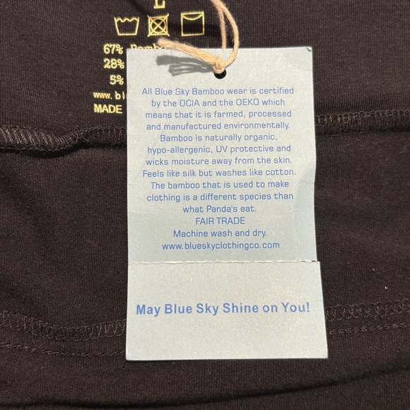 BLUE SKY Sz L Asymmetrical Jersey Knit With Diagonal Seam Detailing Skirt NEW - Picture 7 of 7